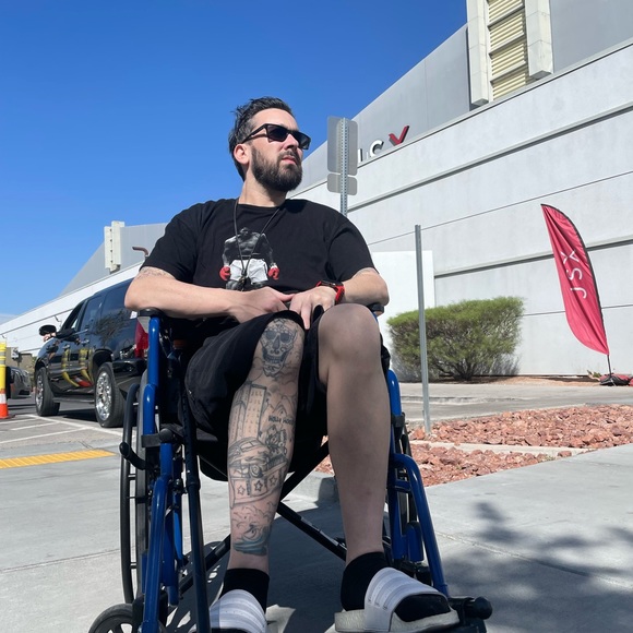 Meet your Posher, Anthony - Picture 3 of 3